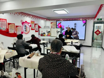 南顶路社区书法绘画班正式复课，提供专业教育咨询服务